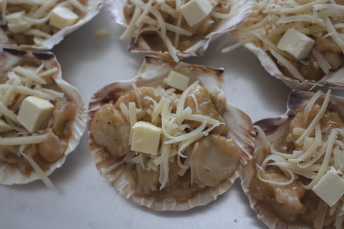 Julia Child Scallops Gratineed with Wine, Garlic, and Herbs