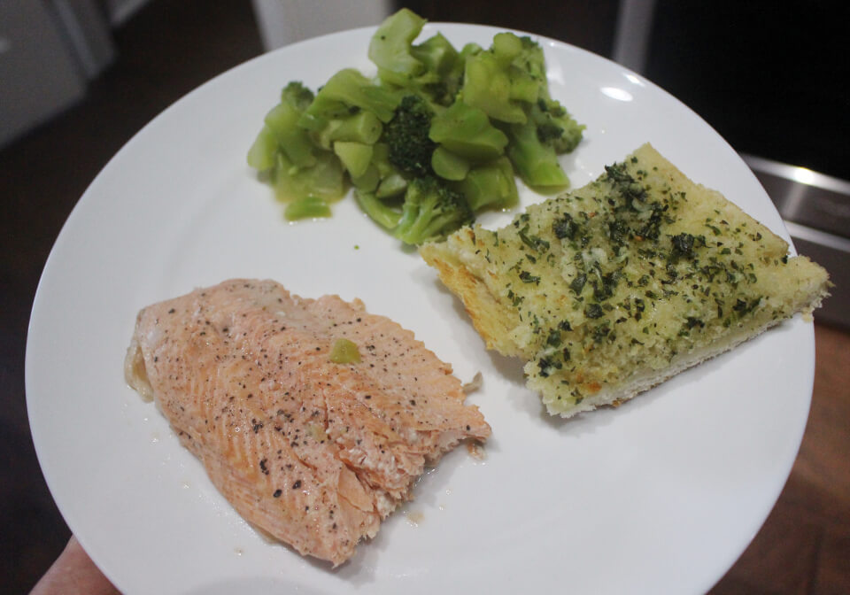 Filets de Poisson Poches au Vin Blanc Julia Child