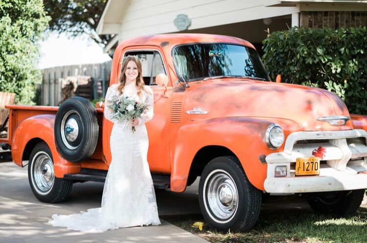 Wedding Old Truck