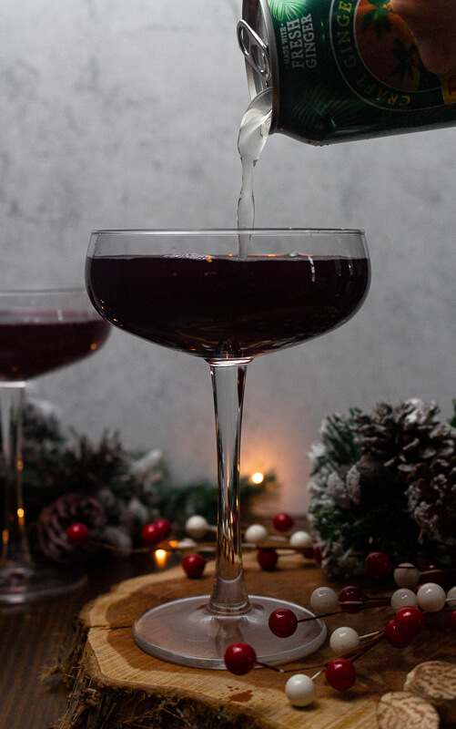 christmas drink with cranberry juice