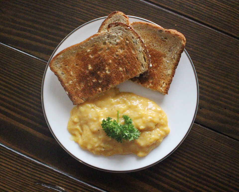 Julia Child's Scrambled Eggs (Recipe Review)